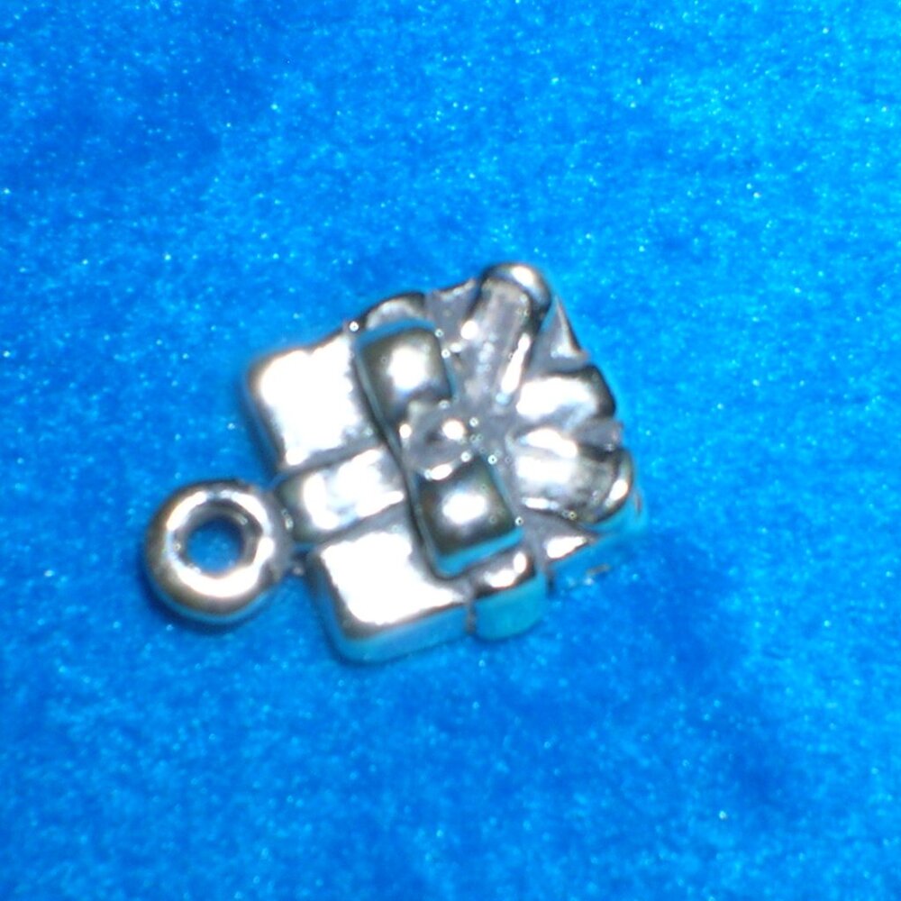 Sterling silver gift charm